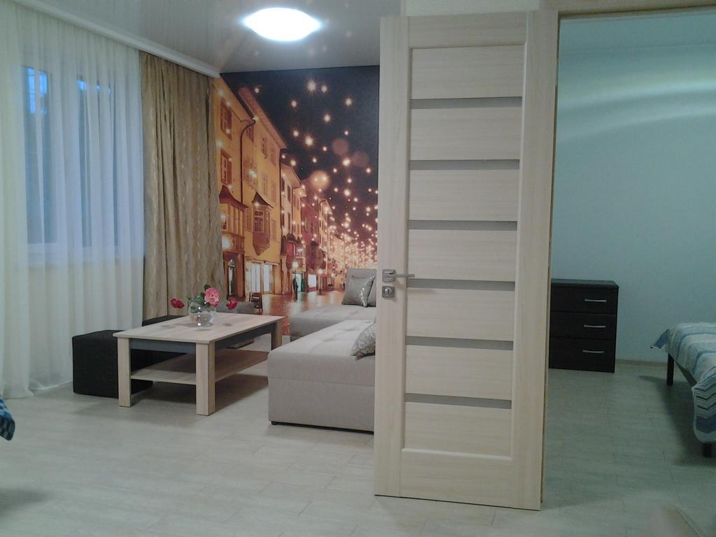 Ferienwohnung Apartamenti Mayak Odessa Exterior foto