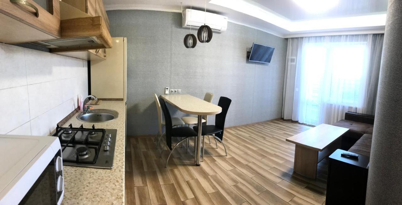 Ferienwohnung Apartamenti Mayak Odessa Exterior foto